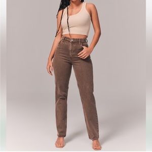 A&F 90’s High Rise Straight Jeans